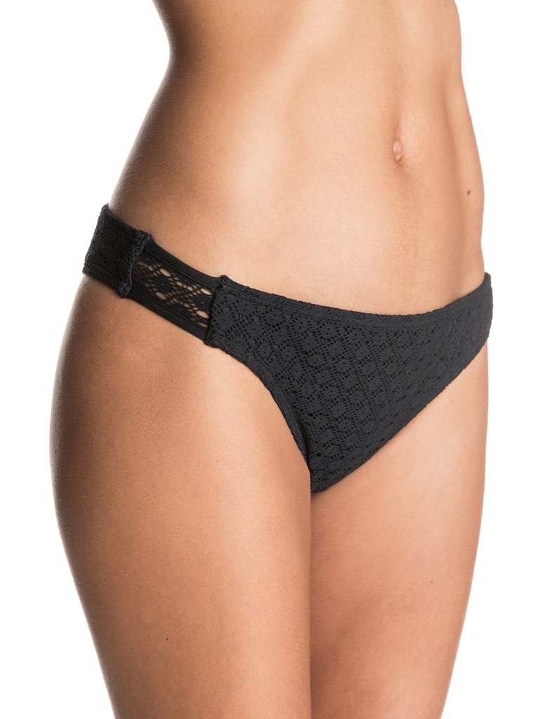 DOTED CROCHET J